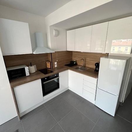 Appartement Tout Equipe Centre Ville Menton Exterior photo