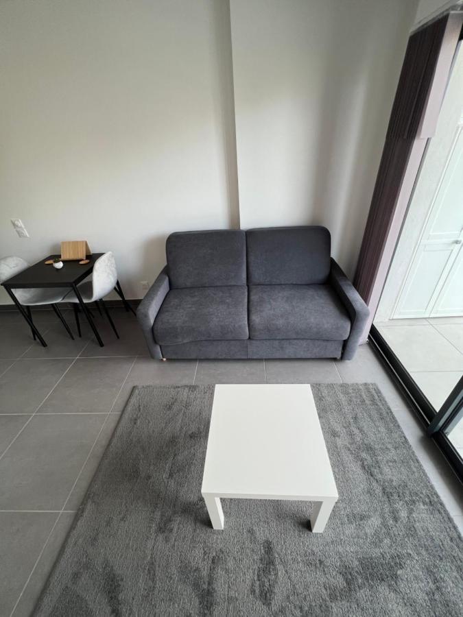 Appartement Tout Equipe Centre Ville Menton Exterior photo